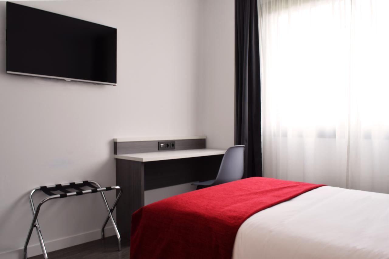 Hotel New Bilbao Airport Derio Esterno foto